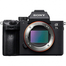 Бездзеркальний фотоапарат Sony Alpha A7 III body (ILCE7M3B.CEC) 