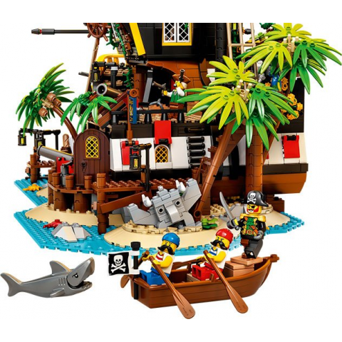 Конструктор LEGO Ideas Pirates of Barracuda Bay (21322) Купити в Україні