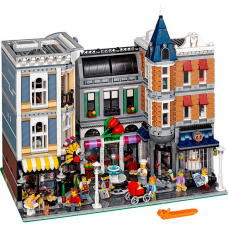 Конструктор LEGO Creator  Assembly Square (10255)