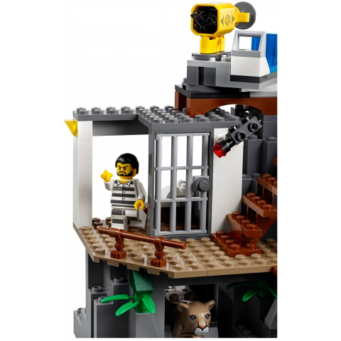 Конструктор LEGO City JMountain Police Headquarters (60174) Купити в Україні