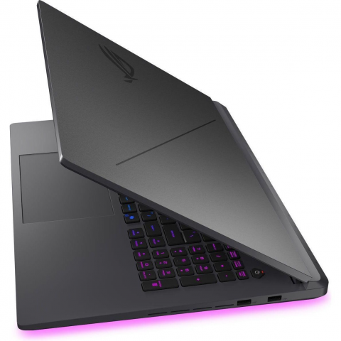 Ноутбук ASUS ROG Strix G18 G815LP (G815LP-IS96) Купити в Україні