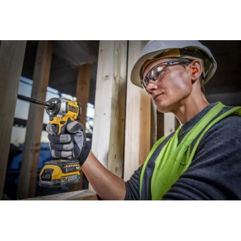 Шурупокрут ударний акумуляторний DeWalt XR Li-Ion PowerStack 18В 1х1.7А·год 206Нм 3250об/хв 3800уд/хв кейс 0.95кг
