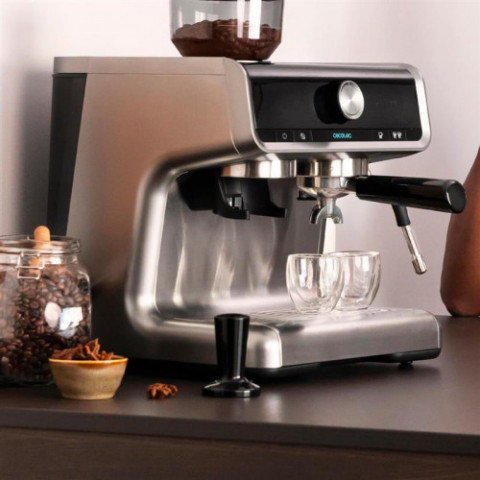 Кавоварка Cecotec Cumbia Power Espresso 20 Barista Cream CCTC-01589