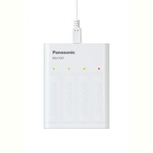 Зарядний пристрій Panasonic USB in/out з функцією Power Bank+4AA 2000 mAh