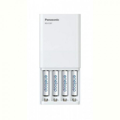 Зарядний пристрій Panasonic USB in/out з функцією Power Bank+4AA 2000 mAh