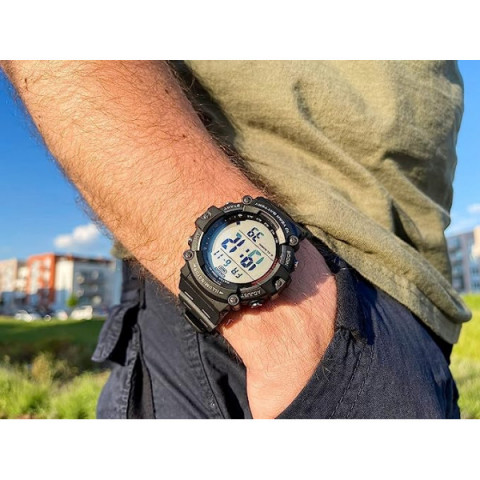Чоловічий годинник Casio AE-1500WHX-3A