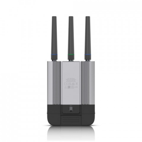 Бездротовий маршрутизатор Ubiquiti Mobile Router Industrial (UMR-industrial)