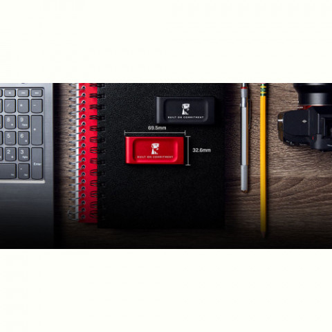 Накопичувач зовнішній SSD Portable 1ТB Kingston SXS1000 BoC Black (SXS1000/1000GA)