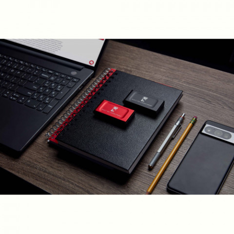 Накопичувач зовнішній SSD Portable 1ТB Kingston SXS1000 BoC Black (SXS1000/1000GA)