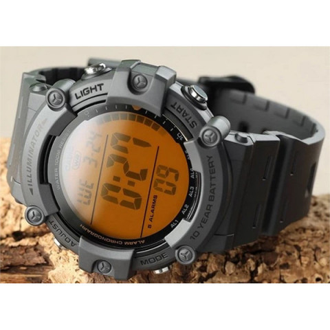 Чоловічий годинник Casio AE-1500WHC-8AVEF