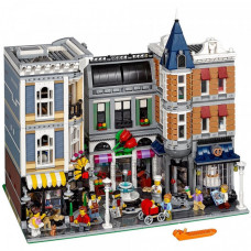 LEGO Creator  Assembly Square (10255) *
